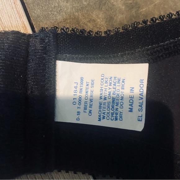 Playtex 18 Hour® Ultimate Shoulder Comfort Wireless Full Coverage Bra 4693 - Picture 12 of 16